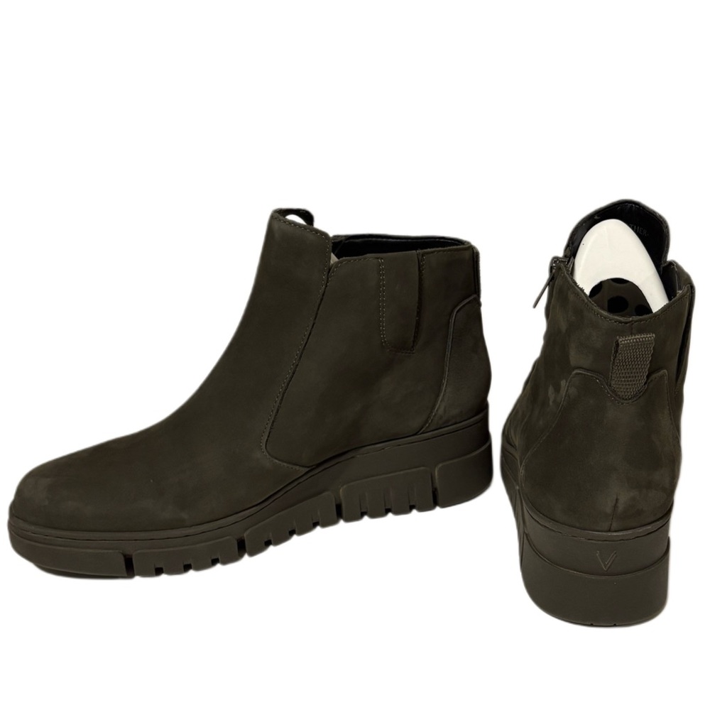 Vionic Olive Ankle Booties NWT - image 5